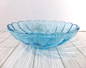 Cuenco vintage de vidrio azul Capri Atlas Hazel con bordes festoneados