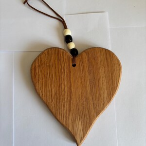 Hanging wooden heart (14cm)