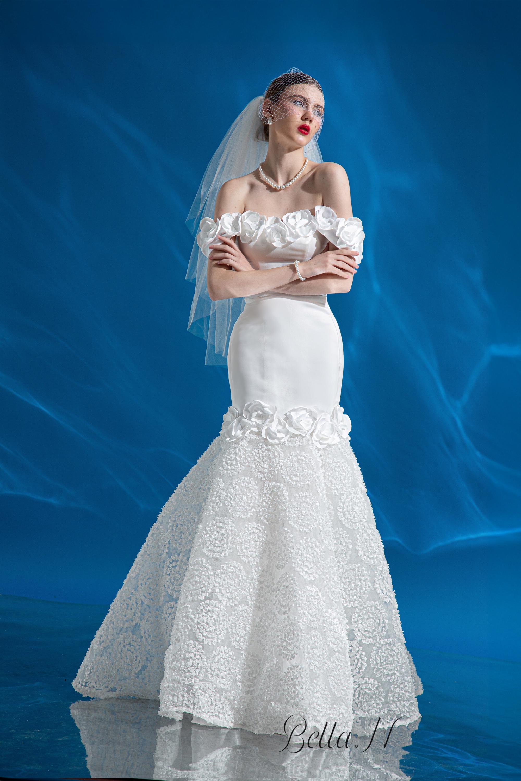 Off-Shoulder Satin Mermaid Wedding Dress: 3D Floral Lace, Handmade Flowers