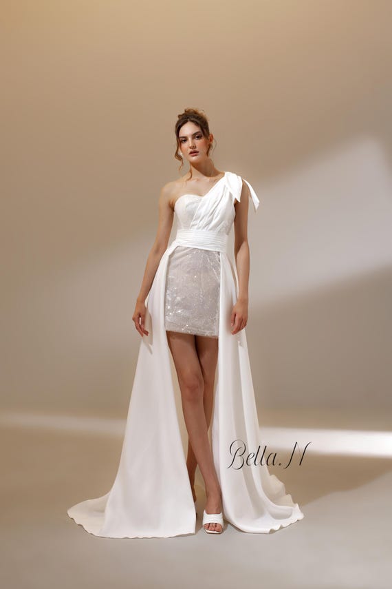 short wedding dresses one shoulder zanzanmeow Wedding Registry Multi-color wedding dress French one-shoulder pleated puffy short light wedding dress High-waisted slimming temperament certificate engagement dress Bridesmaid dress