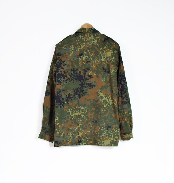 ジャケット HUECLOSET Army Camoflage Crop Jacket 25KERO239 SURPLUS Camo Jacket Grunge Gamer Vintage EURO Camouflage