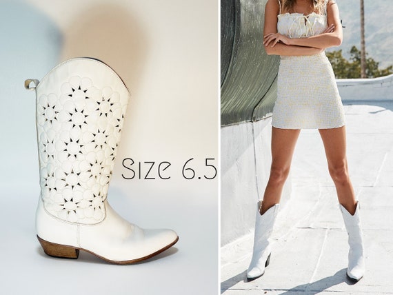 White Cowboy Boots Sz 6.5 Cutout Floral Sunshine Vintage Southwestern Charles David Cowgirl Boots Leather Size 6 1/2