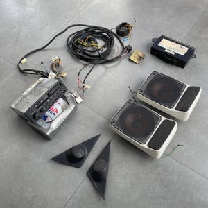 Vintage BMW E30 HiFi Audio System – OEM Bluetooth Radio, Speakers, Amp – Rare US Version
