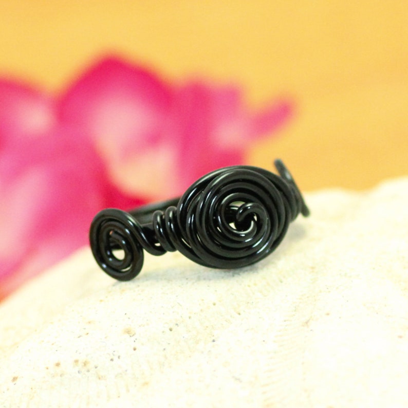 Spiral ring with rosettes Knot ring Knuckle ring Craft wire ring Wire wrapped ring Twisted knotted ring Minimalist pinky ring image 9
