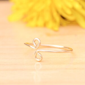 Gold minimalist toe ring ~ Gold midi ring ~ Adjustable rose gold toe ring ~ Above knuckle ring ~ Minimalist gold toe ring ~ Stackable ring