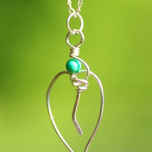 Simple leaf necklace, sterling silver leaf pendant, nature jewelry, spring leaf pendant, minimalist
