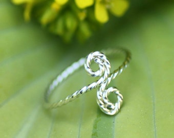 Sterling Silver Adjustable Toe Ring ~ Wire Wrapped Toe Ring ~ Minimalist Ring ~ Twisted Rosette Toe Ring sterling Silver ~ Bohemian Jewelry