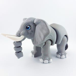Articulated Elephant Toy - 3D Printed with Moveable Joints - Perfect Desk Decor or Gift for Animal Enthusiasts
