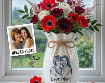 Photo Gift for Mom, Custom Photo Flower Vase, Mother of the Bride or Groom Gift, Personalized Vase for Mom, Birthday Gift for Her,Home Decor