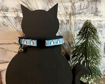 Penguin cat collar