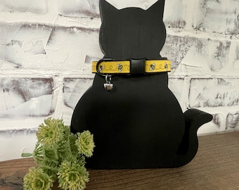 Yellow Bee cat collar