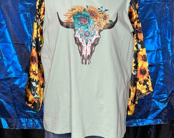 Cowhead graphic tee with sunflower satin  sleeves