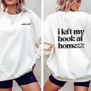 Book Readers Minimalist Crewneck Sweatshirt, Literary Gift for TBR List Enthusiasts, Unisex Pullover Jumper, Reading Apparel, Bookworm Top
