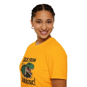 Vintage Jurassic Park T-Shirt: Movie Fan Graphic Tee