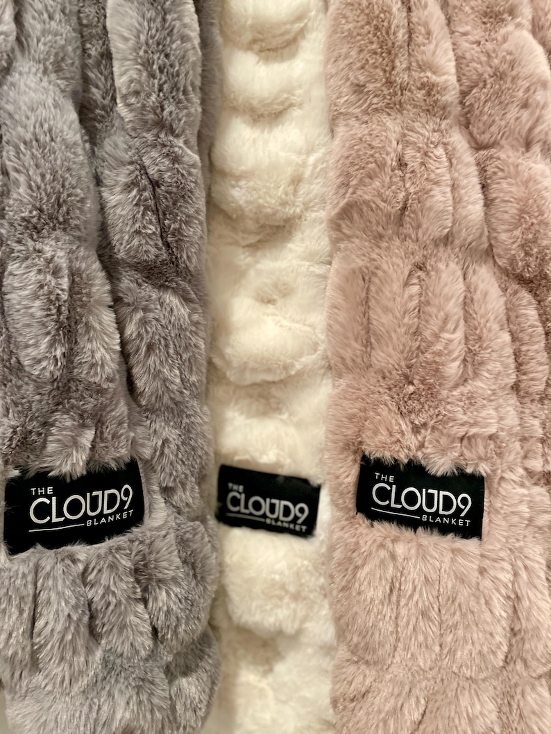 Cloud9Blanket Faux Fur Blanket - Thumbnail 5