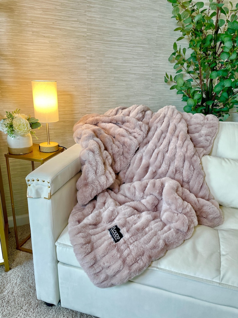 Cloud9Blanket Faux Fur Blanket
