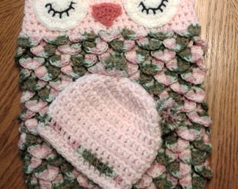 Crochet Owl Baby Cocoon with Hat: Pink Camo Photo Prop