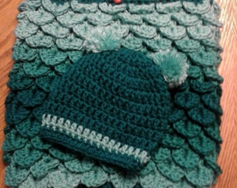 129--Owl Baby Cocoon with hat. Teal ombre. Baby Blanket, Handmade, Photo Prop, Crochet, Baby Shower Gift