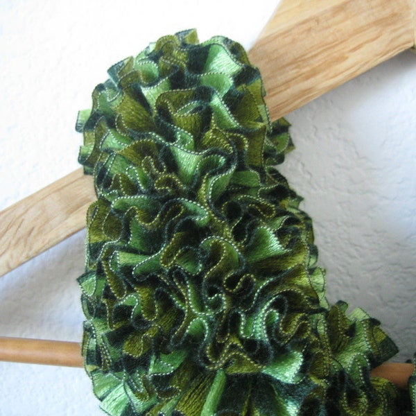 Fantastic hand knitted green scarf, accessory, new , boa scarf, variegated green. new, soft, fancy