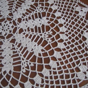 Classy, ecru , crochet doily, new image 1