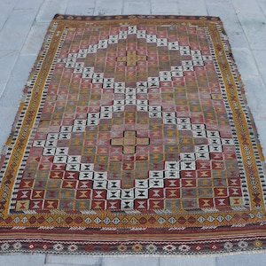 Vintage Kilim, Turkish Kilim, Large Kilim, Embroidered Oushak Kilim, Rugs For Dining Room, 5.6x8.1 ft Pink Kilim, Vintage Turkish Kilim,