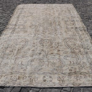 Vintage Rug, Turkish Rug, 6x10 Large Rug, Oushak Rugs, Rugs For Living Room, 5.8x9.4 ft Beige Rug, Vintage Oushak Rug With Fringe, Wool Rug