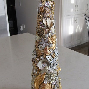 Large Jeweled Christmas Tree image 3