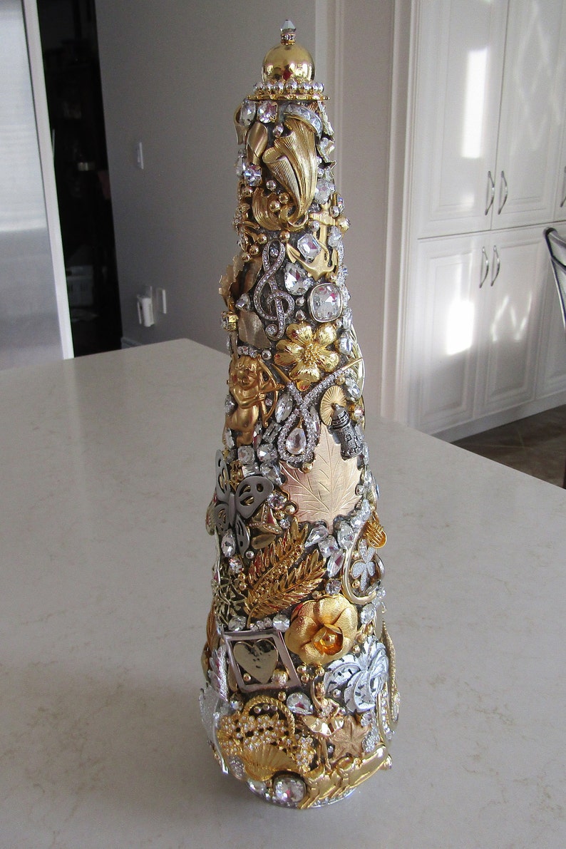 Large Jeweled Christmas Tree image 5