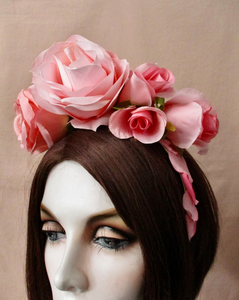 Diadema de rosas rosas Tocado Flor Diadema Sesión de fotos Novia romántica Diadema Pétalos de rosa rosa Morticia Nieve Diadema para adultos: Coqueta imagen 1