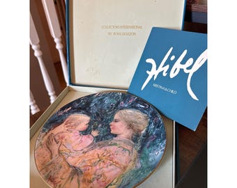 Kristina And Child Edna Hibel Royal Doulton 1975 Plate IN BOX Original