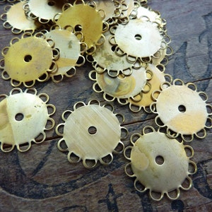 Vintage Brass Stamping Lace Edge Bezel  20mm overall with 15mm Base (10 pcs) F79