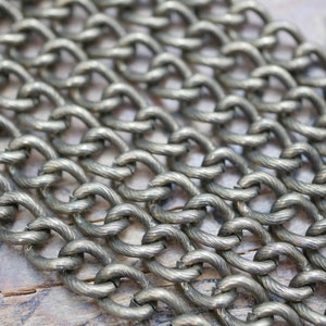 Antiqued Brass Curb Chain Heavy Curb Chain 8mm wide Curb Chain with Pattern  (Sold by the Foot) W14