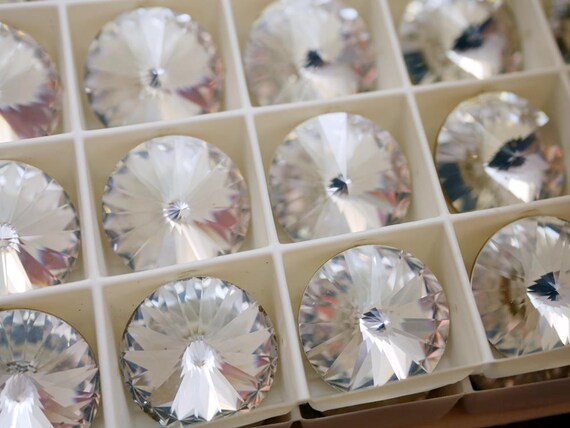 Vintage Swarovski Crystal Rivoli Rhinestone, 18mm No Hole (1) - Etsy