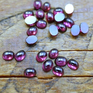 Small Garnet Gemstone Cabochon 4x3mm Oval Garnet Cabochon Gemstone Cabochon (6) J176