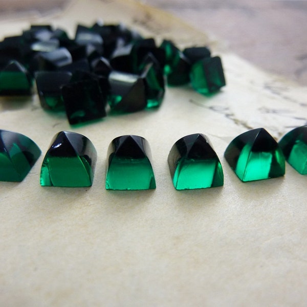 Vintage 6mm High Dome Art Deco Pyramid Glass Rhinestone (6)