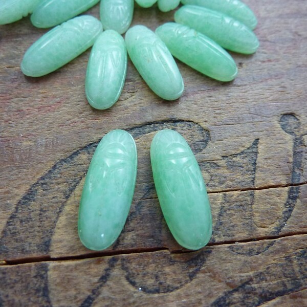 Vintage Glass Scarab Cabochon 22x8mm Jadeite Green (LAST 2)