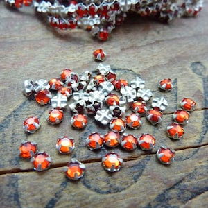 Strass vintage naaisteentjes Rose Montee 3 mm Siamrood (50 stuks) ER196
