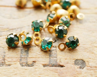 Vintage Swarovski SS17 4mm Rhinestone Drop Charm Small Drop Dangle Emerald (12)
