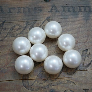 Extra Large Off White, Antique White, Light Cream White Faux Acrylic Pearl Beads with Hole 24mm Round Vintage Japan Pearls 6 beads HP39 image 2