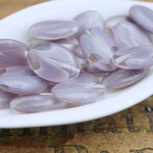Two Tone Glass Beads Oval Bead Lavender Core and Clear Glass Bead 20x14mm (10) PA43