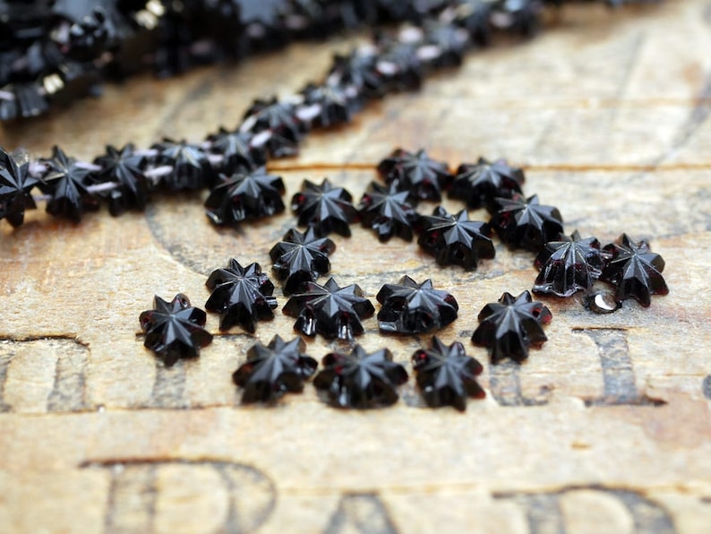 Hank Antique Mourning Beads Jet Glass Beads Sew on Beads Two hole Sew On 6mm Star Full HANK 288 SD28-HANK