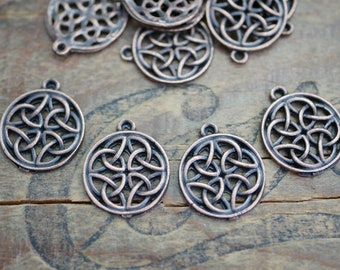 Celtic Charm Pendant Antiqued Copper Pewter Celtic Design (4) P92