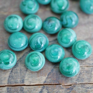Vintage Cabochon Green Swirl Japanese Lampwork Glass Cabochon Japanese 10mm Cabochon (6 pcs) MA18