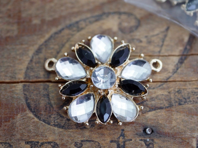1 pc Black Crystal Gold Rhinestone Link Component Two Loops 30mm R55