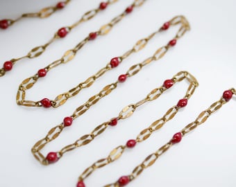 Zola Elements Kleine delicate aardbei geperst getrokken messing kabelketting 4 x 2 mm schakel Ruwe messing hars emaille schakel (verkocht per voet) #10414