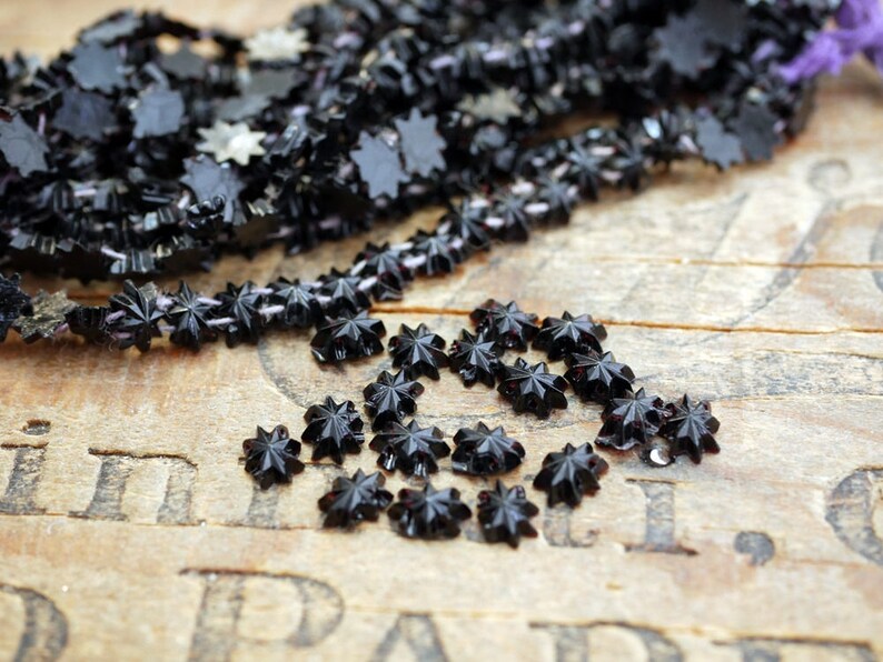 Hank Antique Mourning Beads Jet Glass Beads Sew on Beads Two hole Sew On 6mm Star Full HANK 288 SD28-HANK