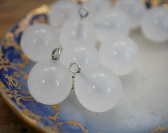 Vintage Glass Drop Beads 14mm Milk Glass Drop Bead Opal White Glass (6) MP110