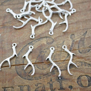 Pewter Antler Charms Deer Antler Charm 6 pcs P203 immagine 4