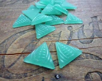 Strass licht jadegroen art-decoglas strass driehoeksteen (2)