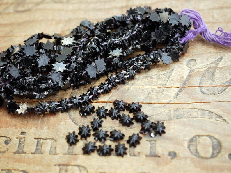 Hank Antique Mourning Beads Jet Glass Beads Sew on Beads Two hole Sew On 6mm Star Full HANK 288 SD28-HANK